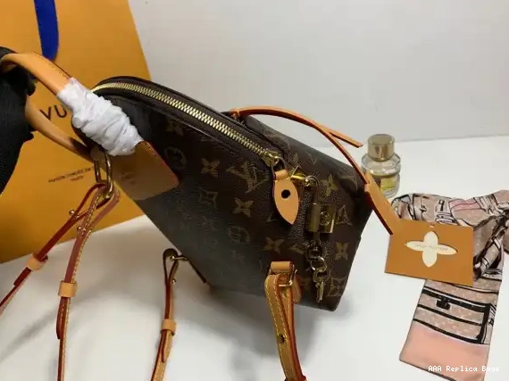 Aaa replica bags LOUIS BACKPACK VUITTON 0525